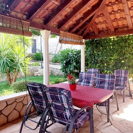 Apartments Ita - Postira Exterior photo