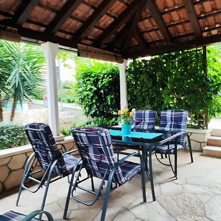 Apartments Ita - Postira Exterior photo