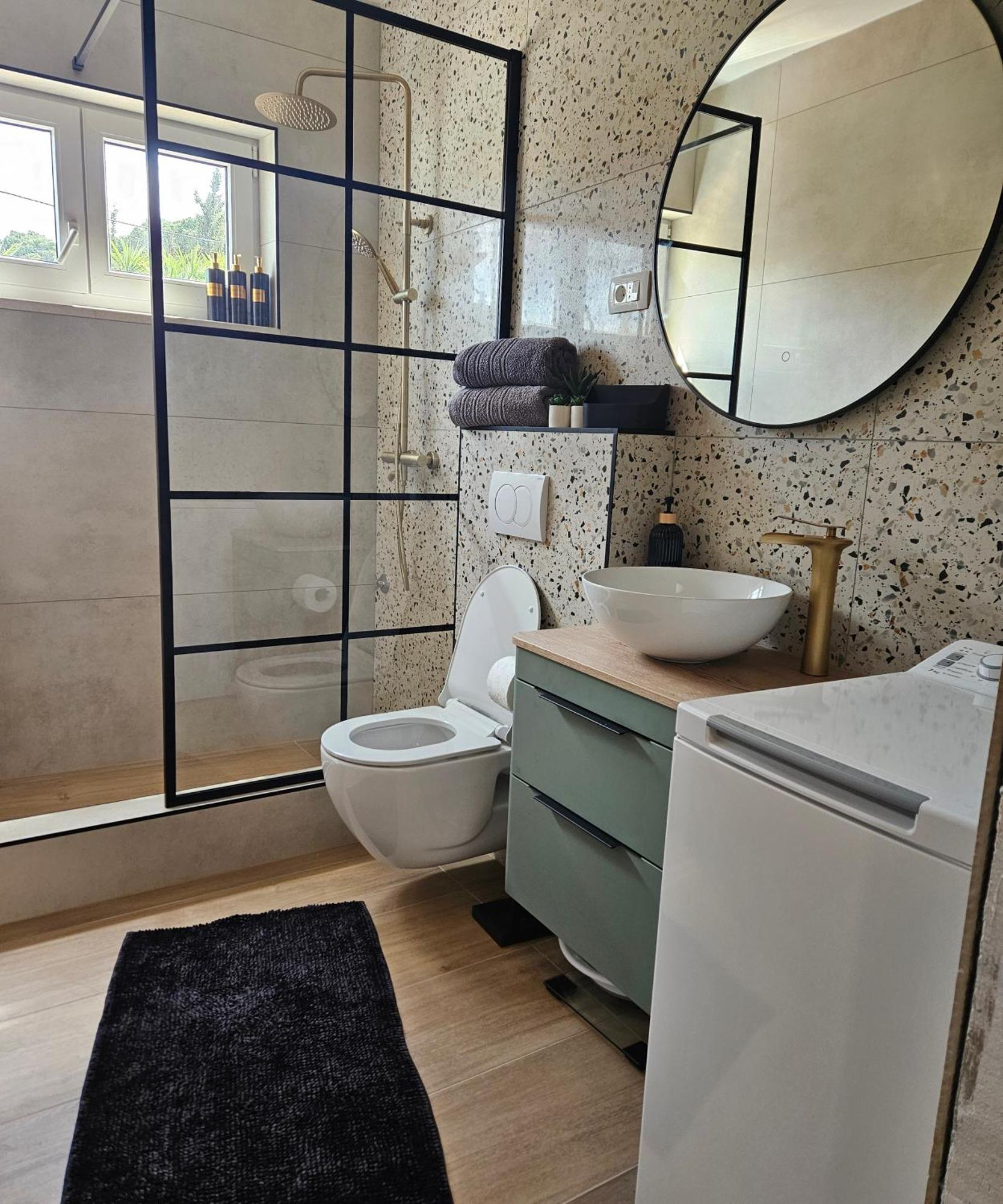 Apartment Ita -