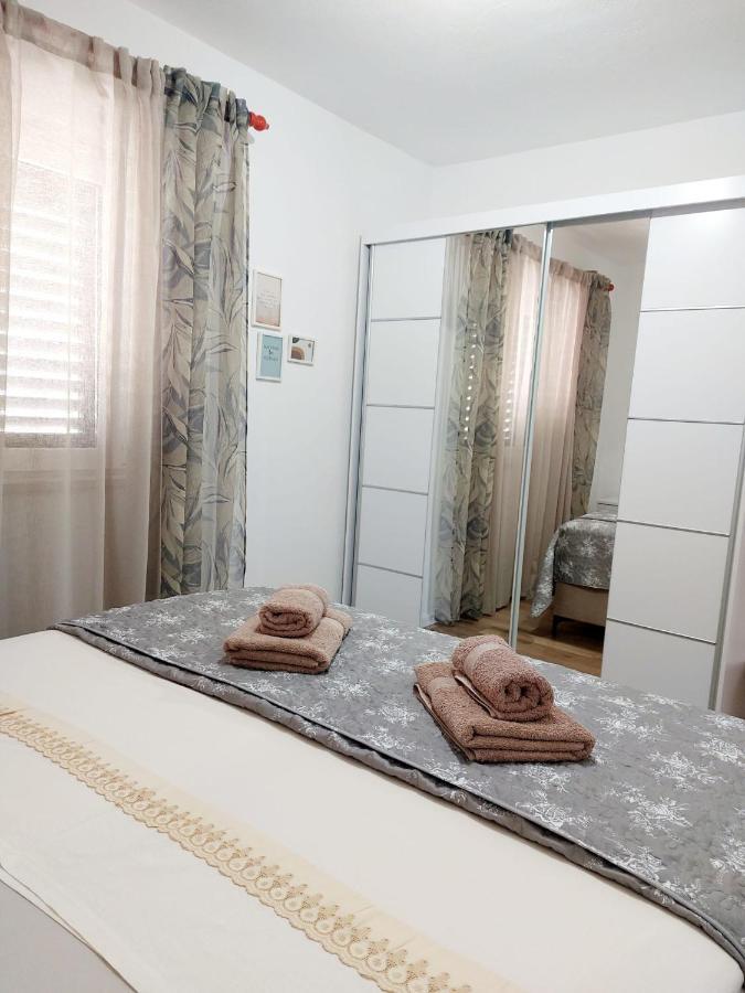 Apartment Ita -