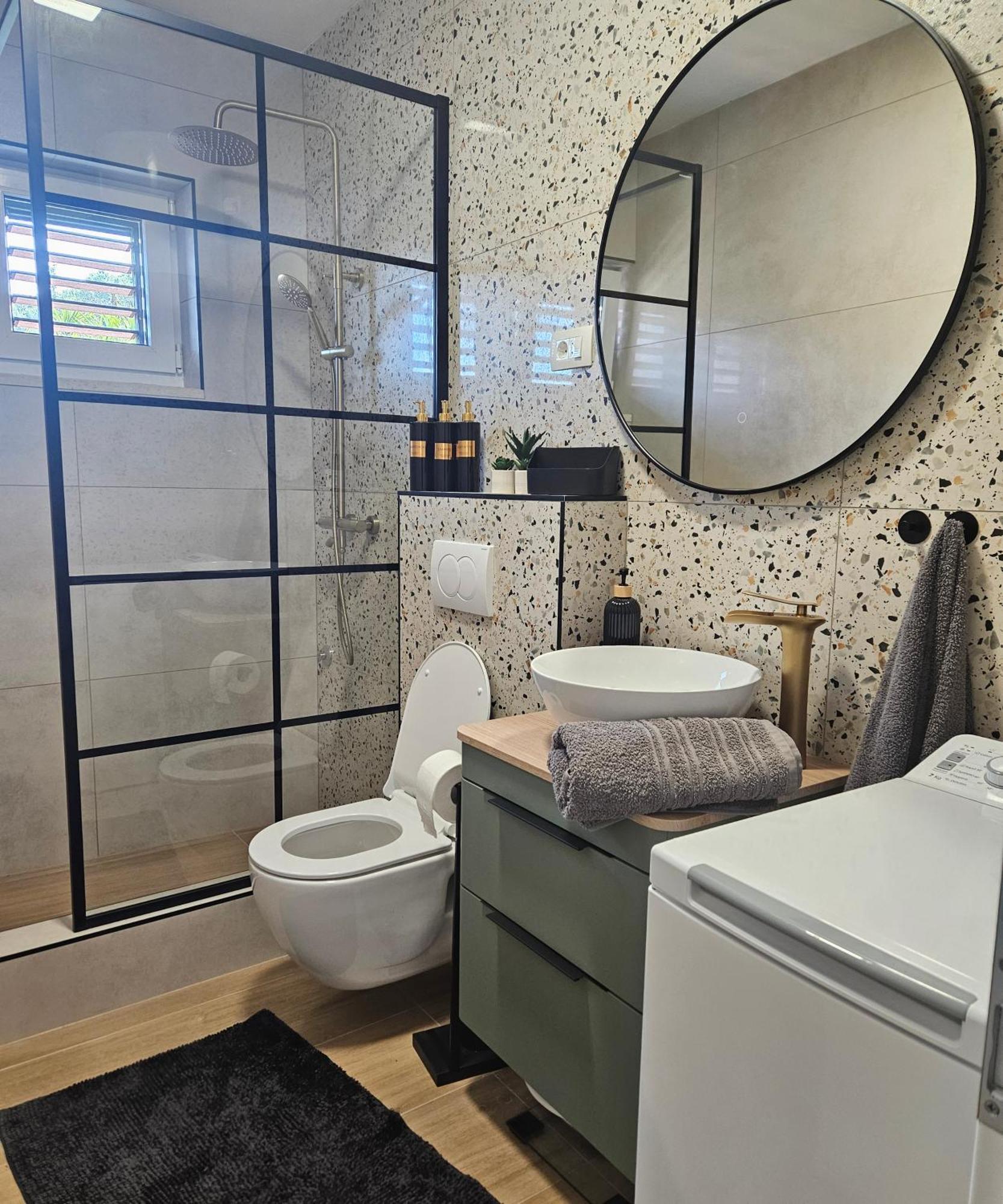 Ita - Apartment Postira
